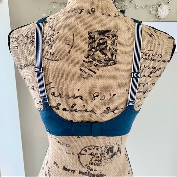 Lululemon Boob Wired Bra 32D - Picture 5 of 5